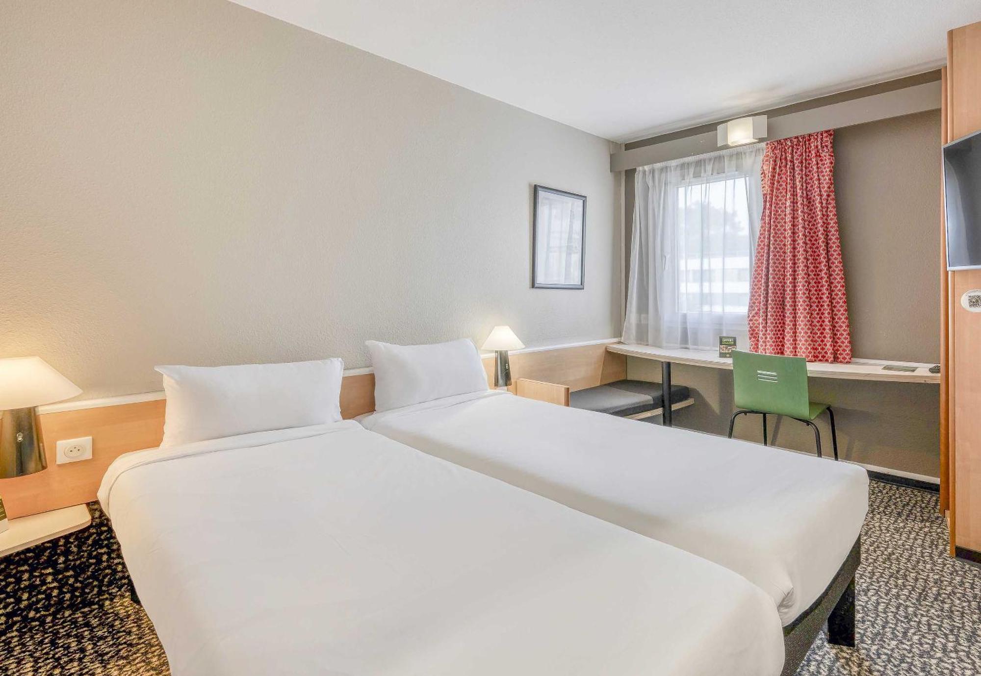 B&B Hotel Bordeaux Merignac Cadera Aeroport Buitenkant foto