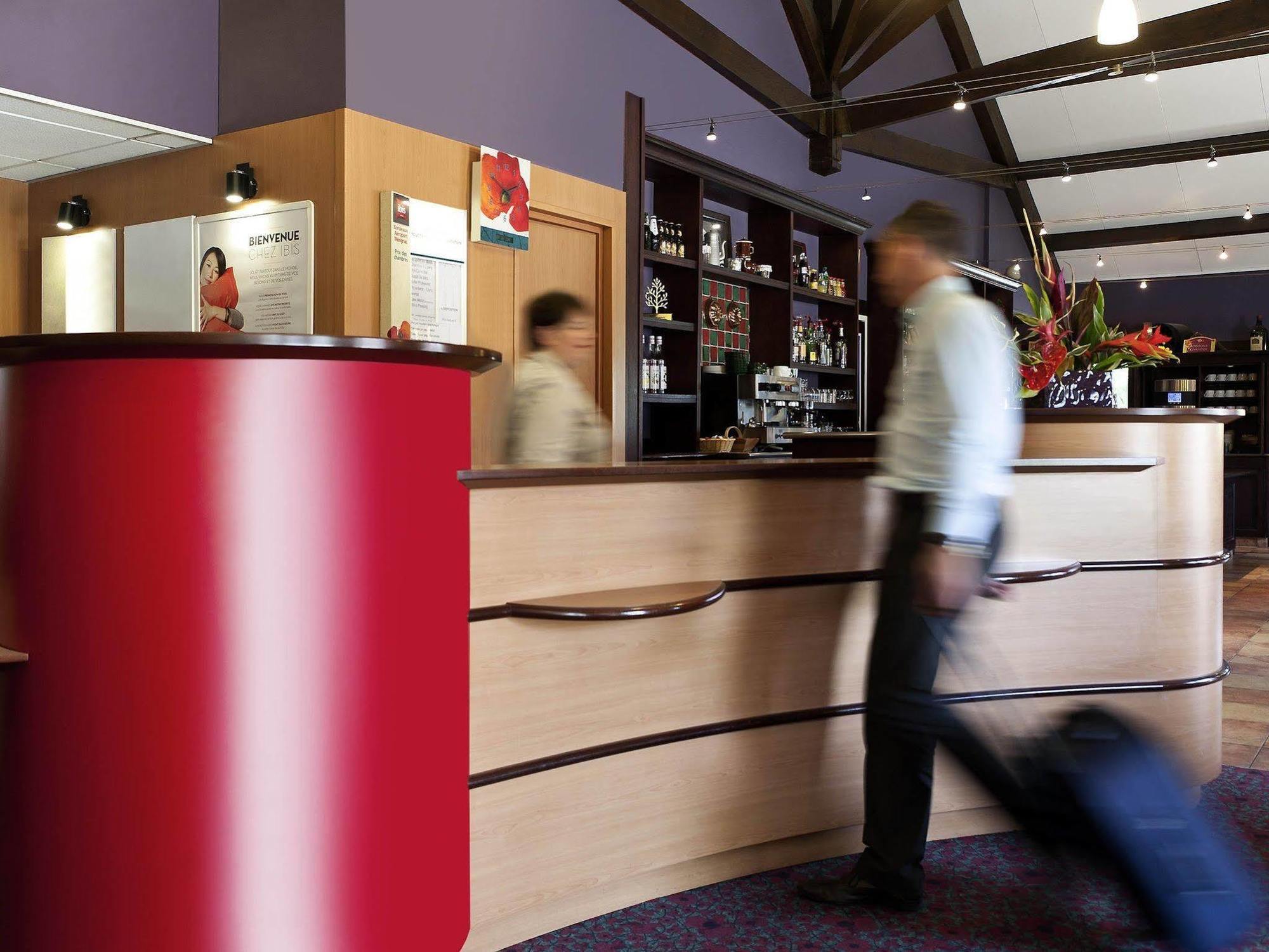 B&B Hotel Bordeaux Merignac Cadera Aeroport Buitenkant foto